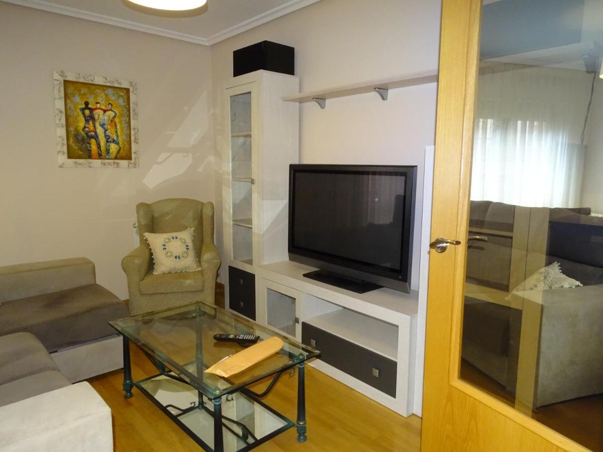 Real 10 Apartment Soria Bagian luar foto